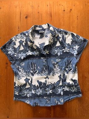 Vintage Roper Western Wear Women’s Blue & White Short-Sleeve Button-Up Shirt